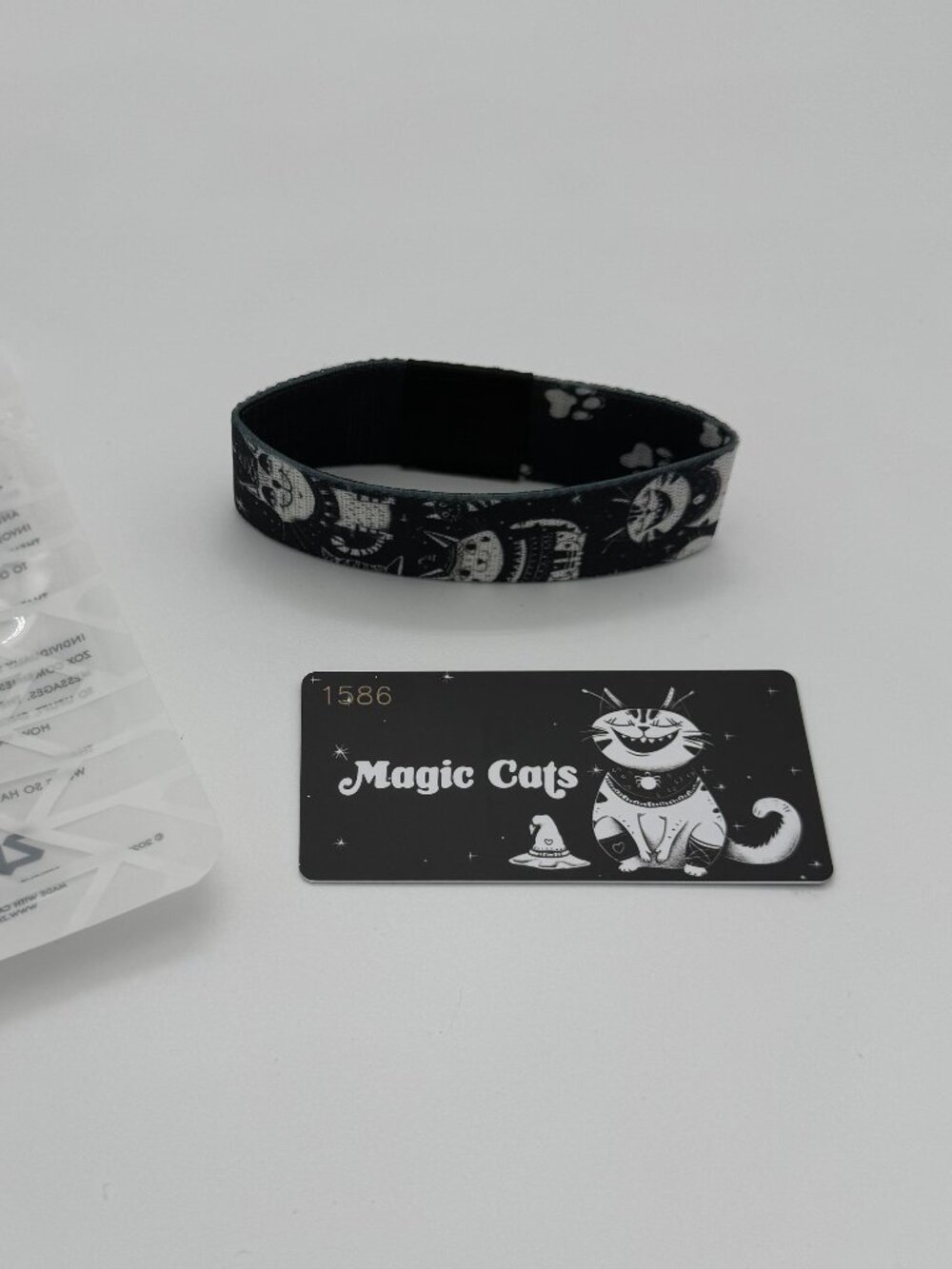 ZOX Magic Cats Bracelet Glow in the Dark Strap Cats Size M #1586 NEW